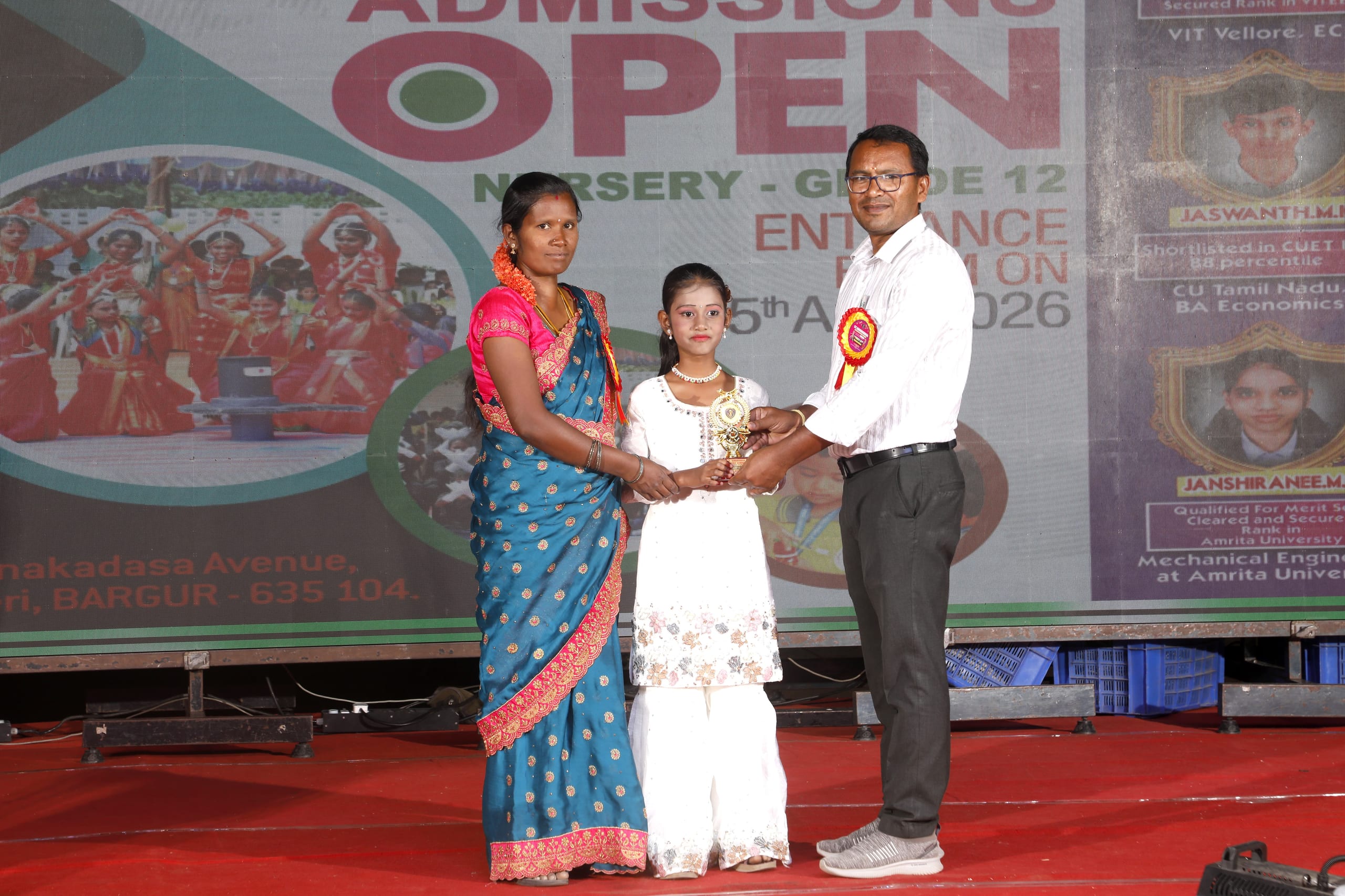 Award presentation to student